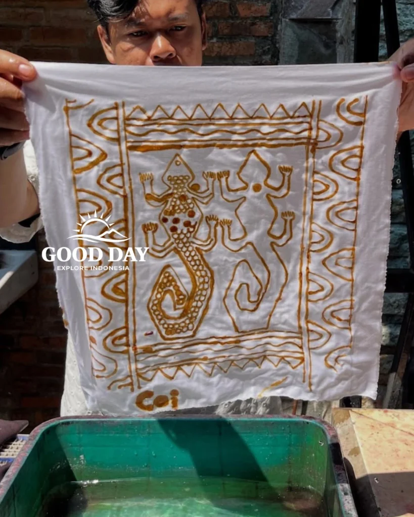 Hands-on Indonesian batik making workshop using traditional canting technique in Jakarta