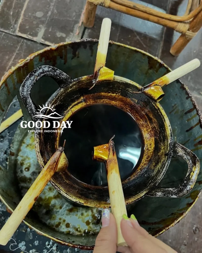 Hands-on Indonesian batik making workshop using traditional canting technique in Jakarta