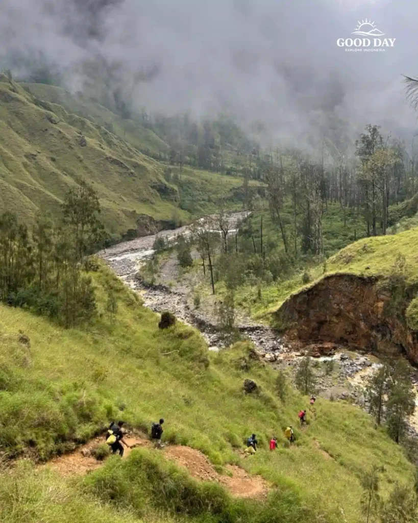 Mount Rinjani and scenic mountain landscape in Lombok, Indonesia