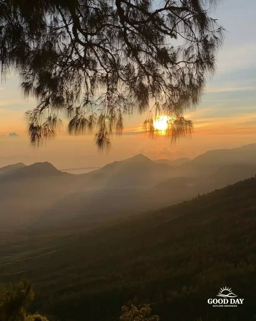 Mount Rinjani and scenic mountain landscape in Lombok, Indonesia